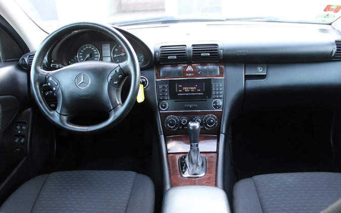 Mercedes-Benz Klasa C cena 23900 przebieg: 225579, rok produkcji 2004 z Poznań małe 172